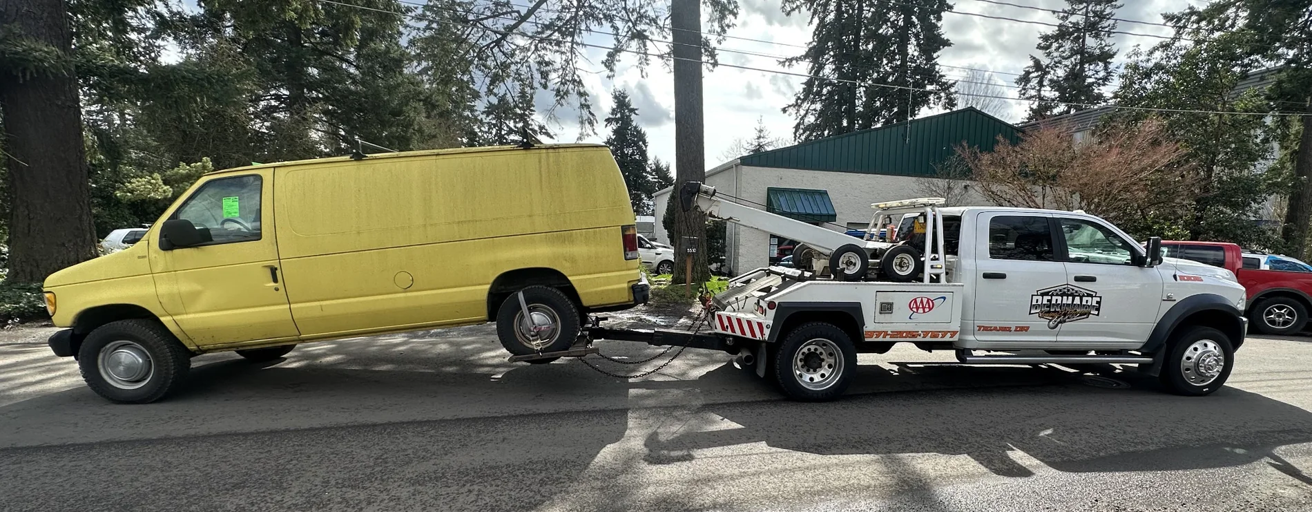 Private property towing and parking enforcement in Newberg, Oregon